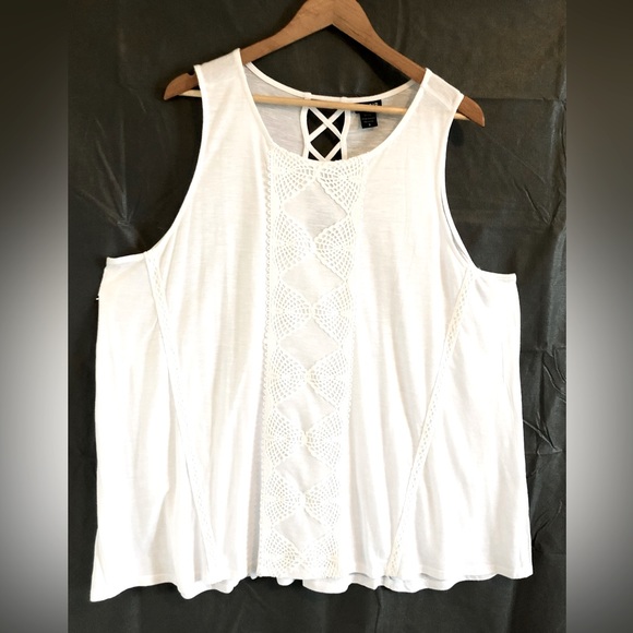 torrid Tops - Lace Detail Tank